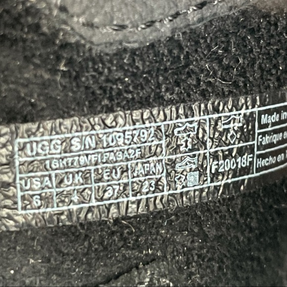 UGG Elysian Black Leather Round Toe Moto Boots Size 6 - Picture 7 of 11